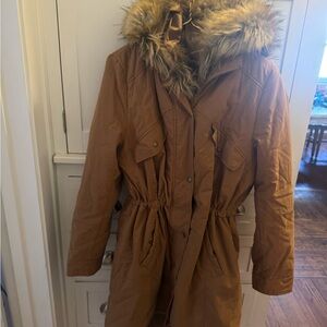 Brown Utility Jacket with Fur-Trimmed Hood and Drawstring Waist